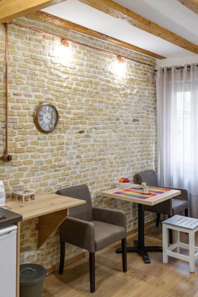 Suitetrails - CONSTANTIN OLD TOWN STUDIOS
