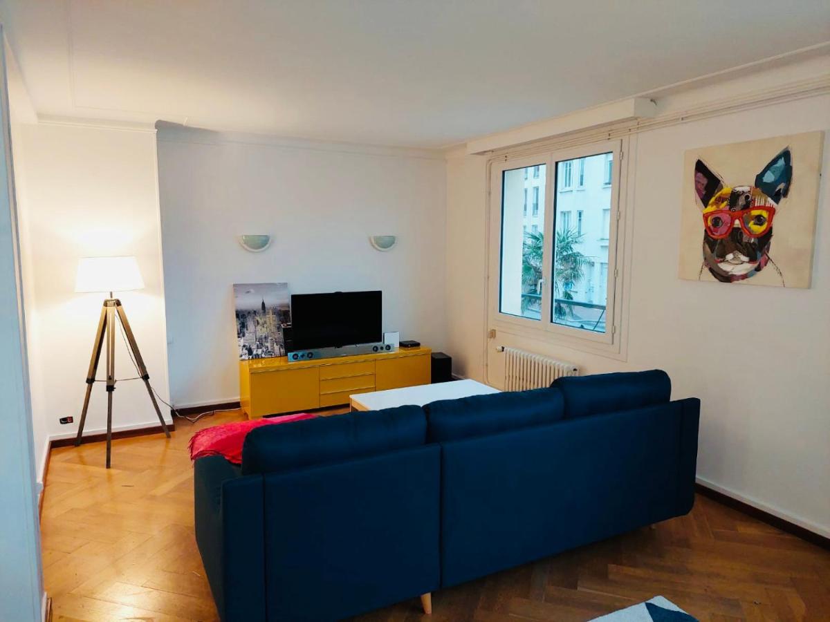 Charmant appartement de cœur de ville - 2 chambres lits Queen size - NETFLIX - WIFI - Housity