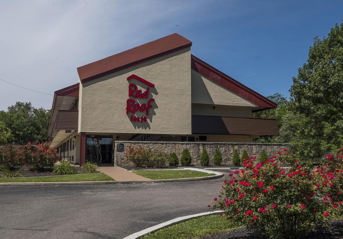 Red Roof Inn Cincinnati East - Beechmont - Housity