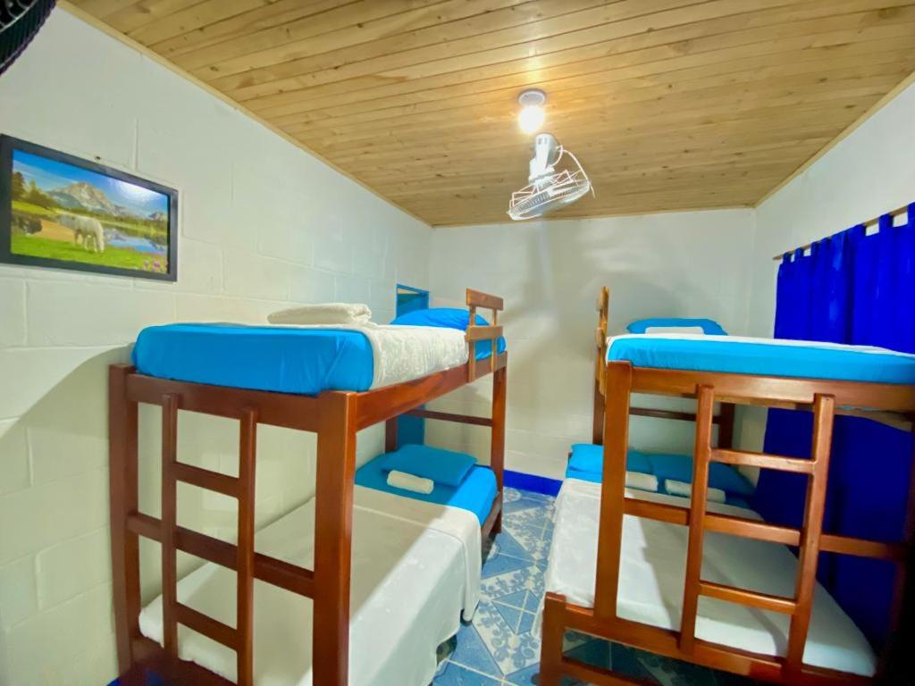 HOSTAL EL DESCANSO - Housity