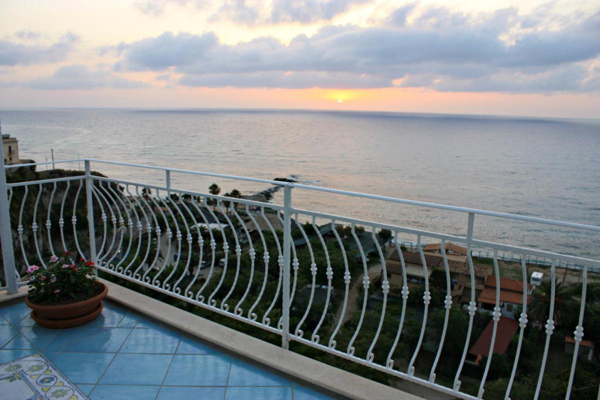Bella Tropea Suite - Housity