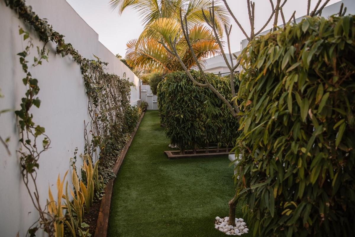 Jardín al aire libre en Silvi Villas by TAM Resorts