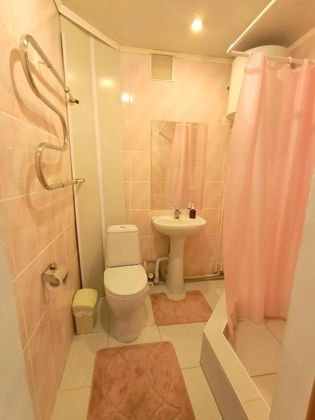 1 комнатные апартаменты на Ауэльбекова 138 - Housity