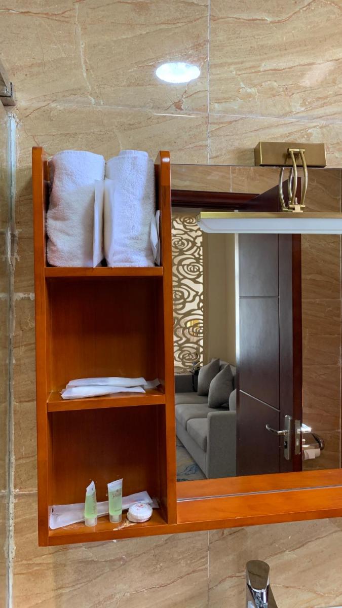 Roseau Hotel And Spa - Housity