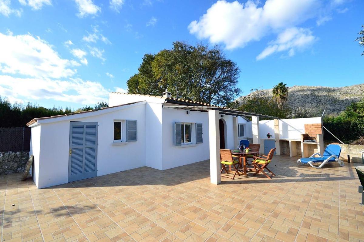 Villa Les Oliveres By SunVillas Mallorca - Housity