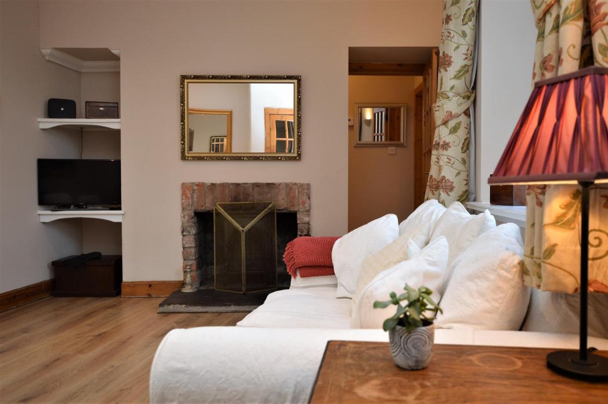 Kevington Cottage - Housity