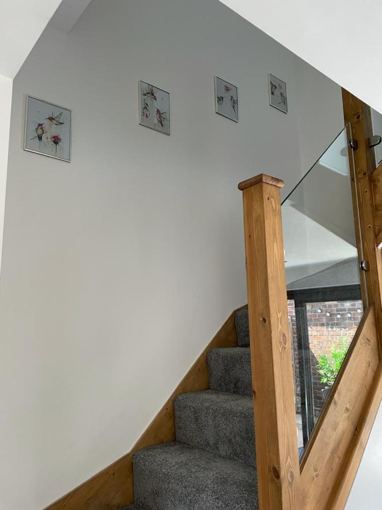 No 6 Elizabeth Street - Housity