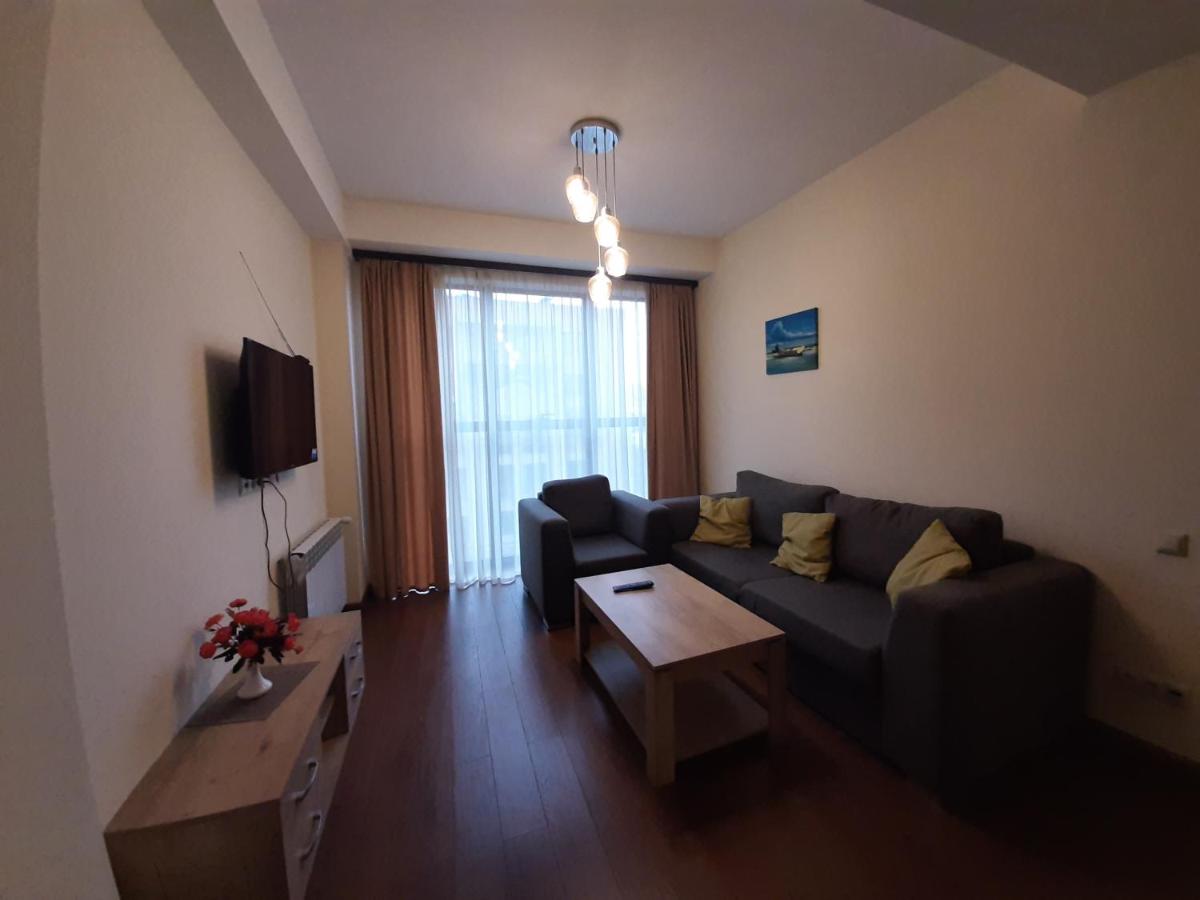 Pride Properties welcomes you at 17 Buzant St 11-166 Yerevan Armenia - Housity