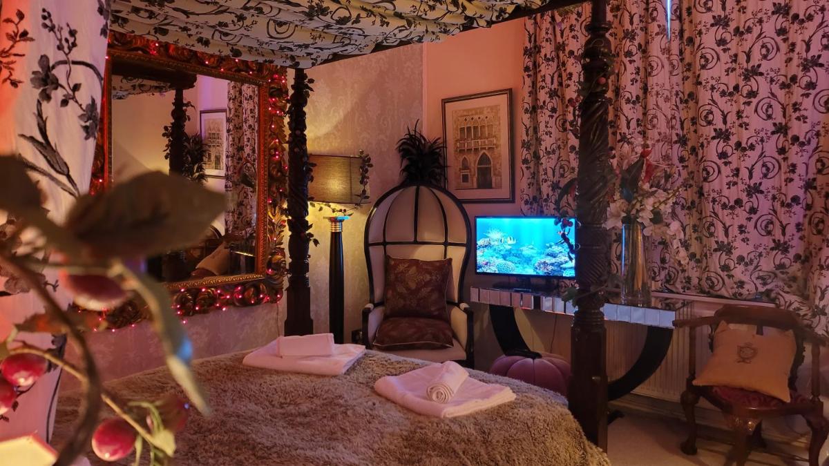 Ravenscroft B&B - Housity