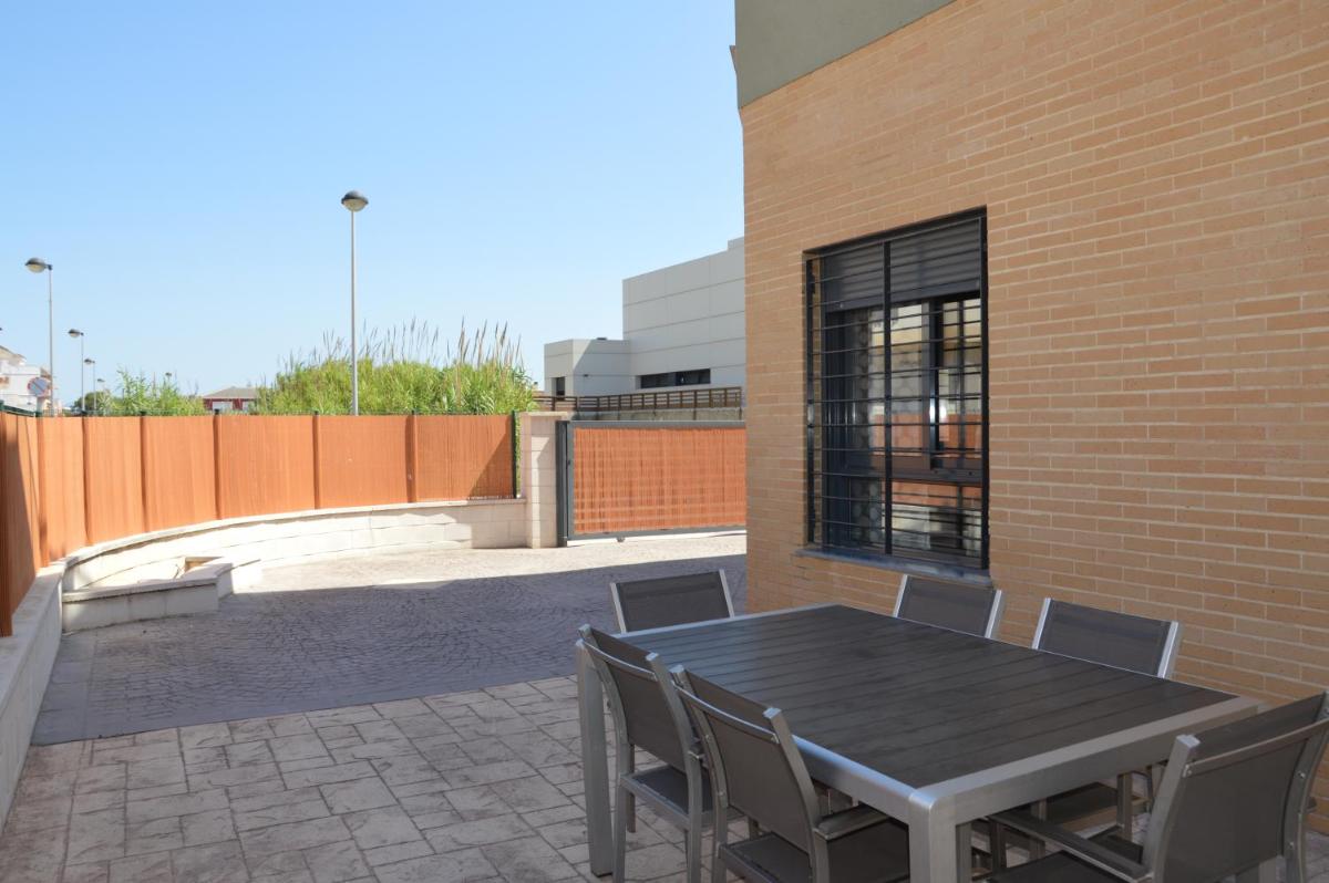 Beautiful house at Daimus Beach - Housity