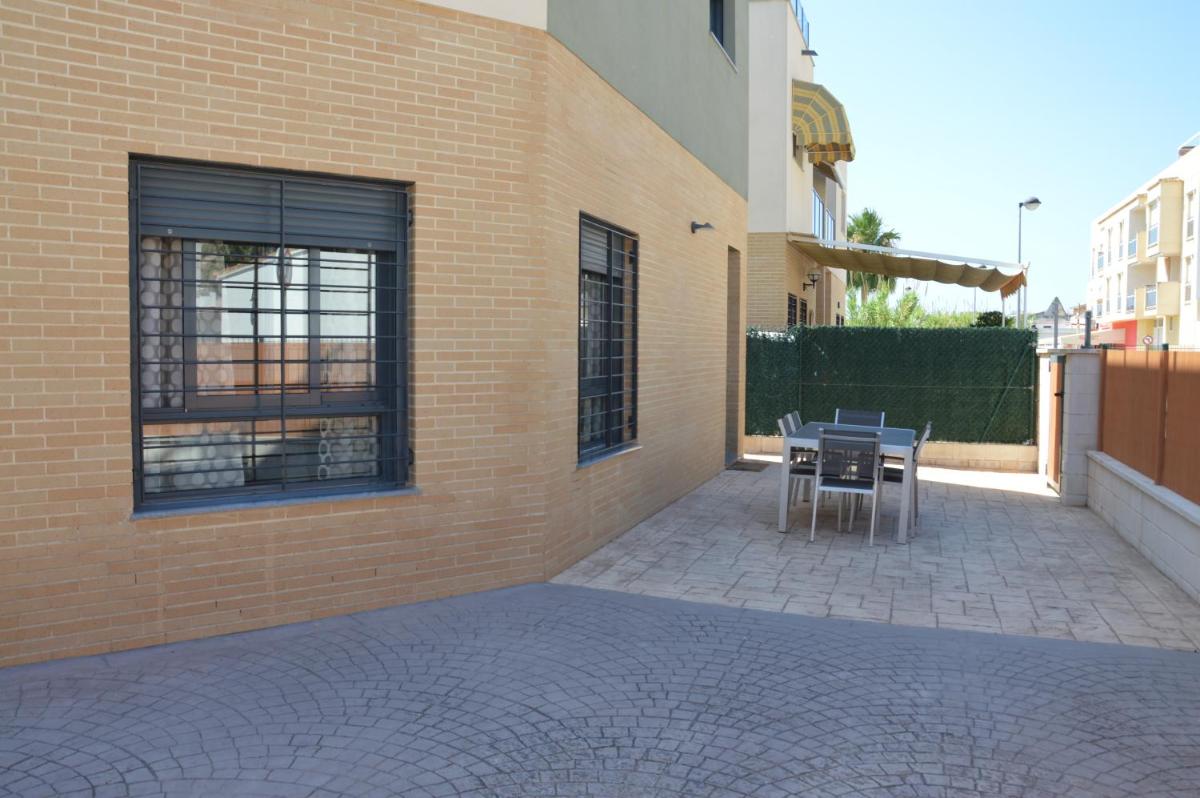 Beautiful house at Daimus Beach - Housity