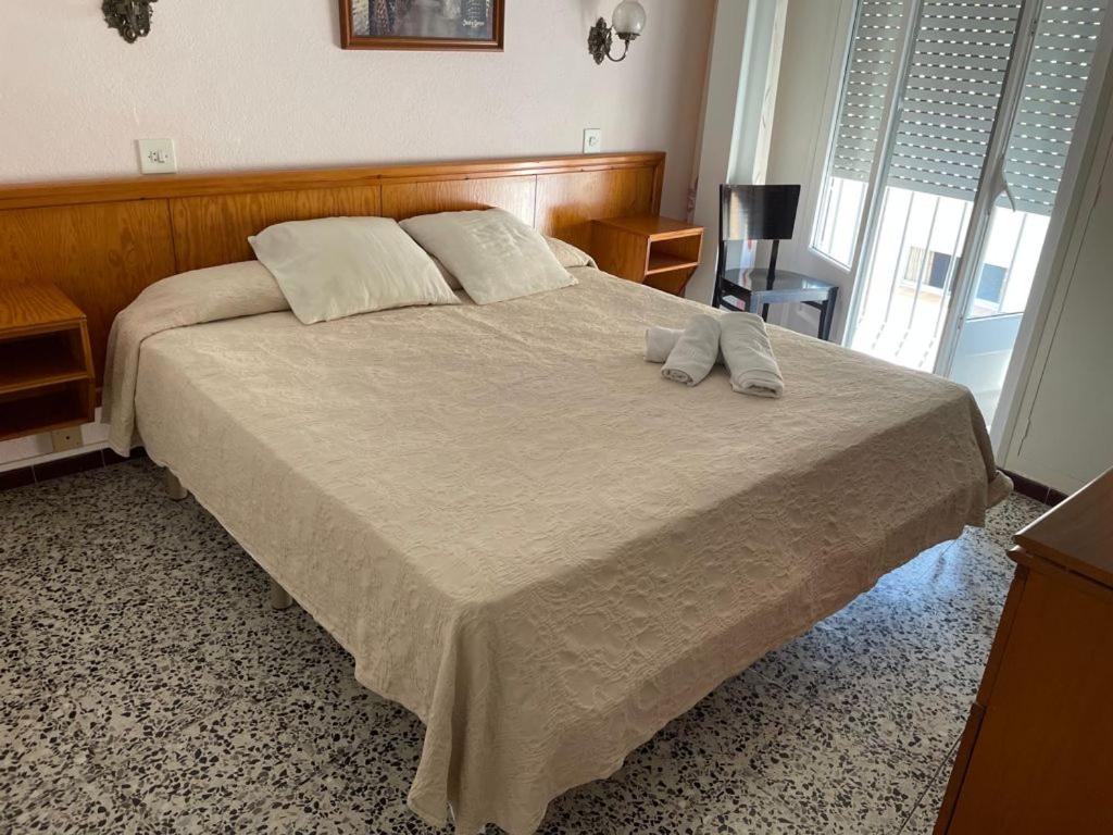 Suitetrails - Hostal El Roser 1