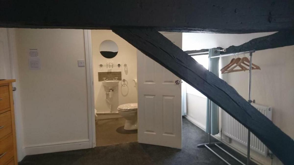 The Angel Inn - Housity