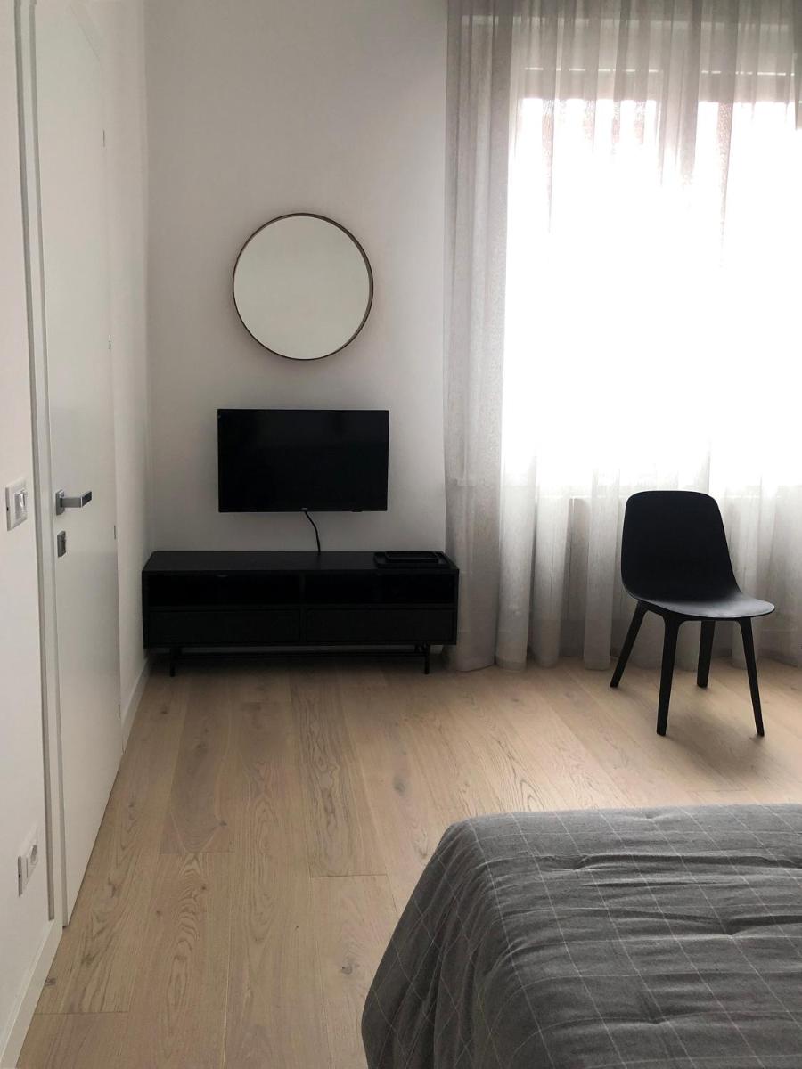 whiterooms - Housity