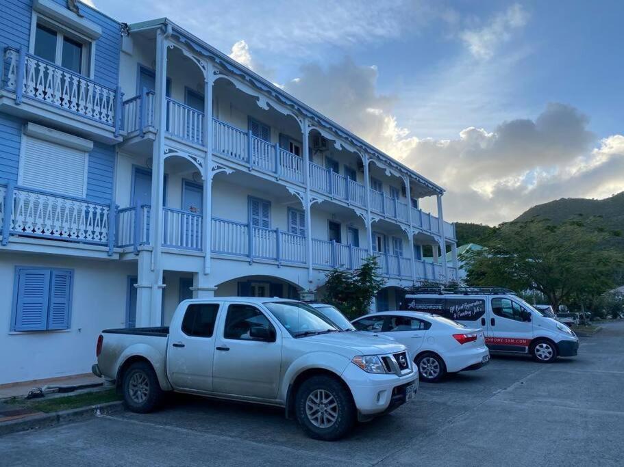 Little Cocoon - Pool and Beach - Housity