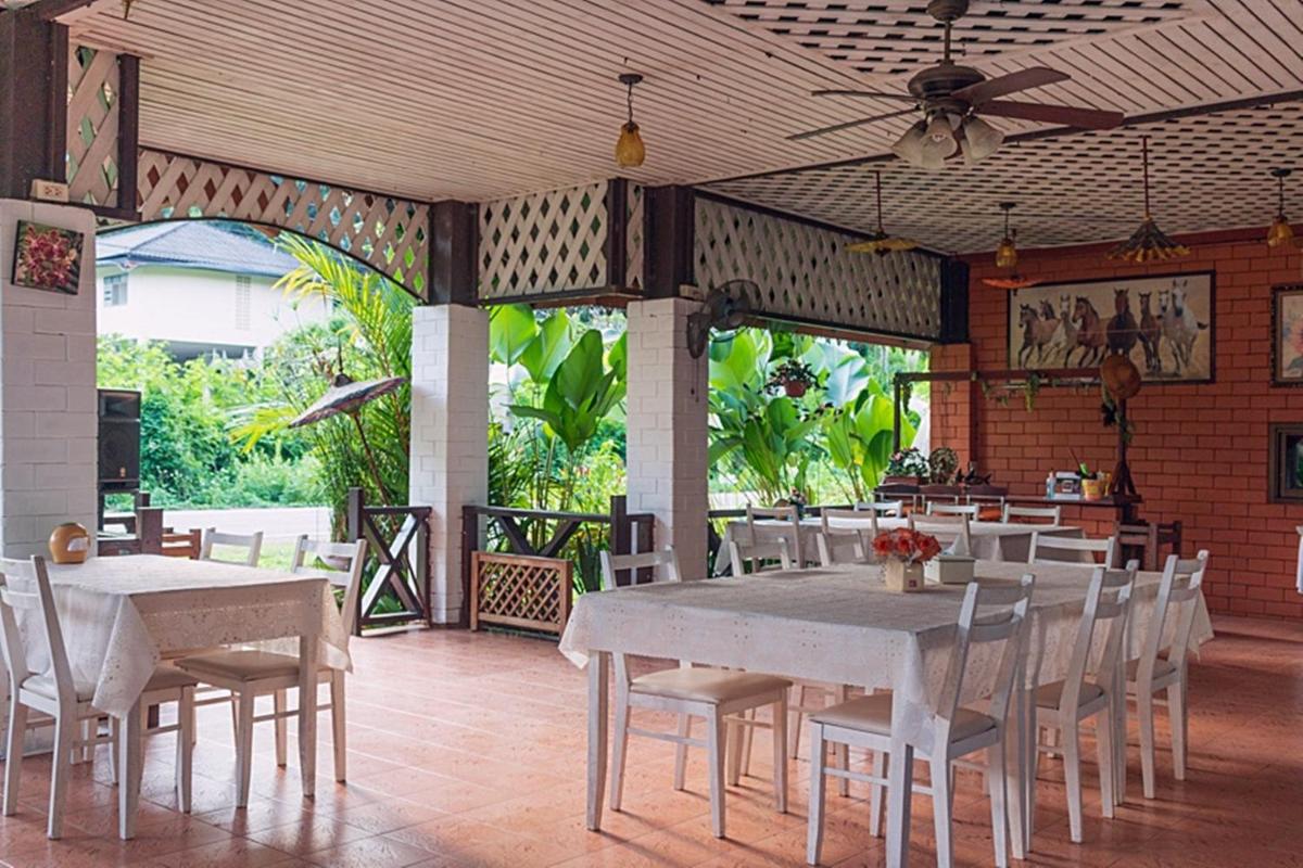 Banviewnam Camping & Resort - Housity