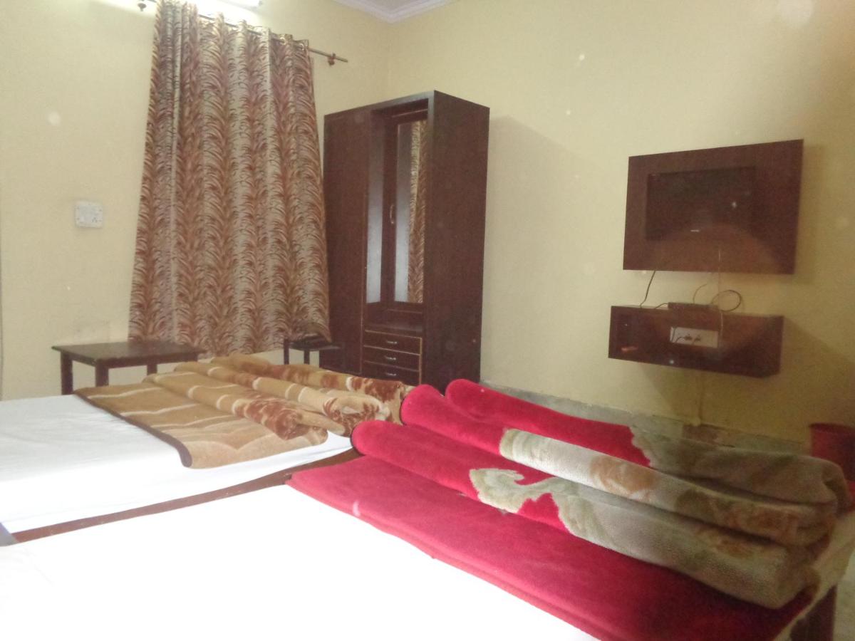 Hotel Maharana Palace - Housity