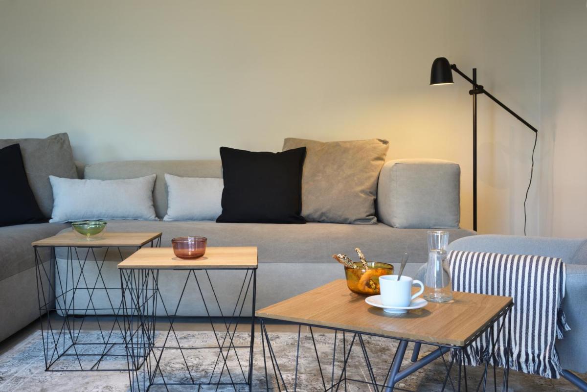 Suitetrails - Amfikleia Home