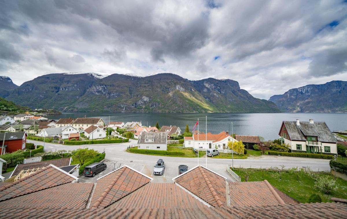 Hotel Aurlandsfjord - Housity