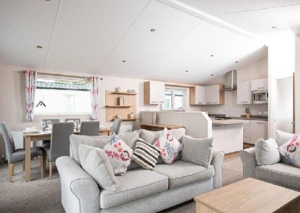Marine Holiday Park - Housity
