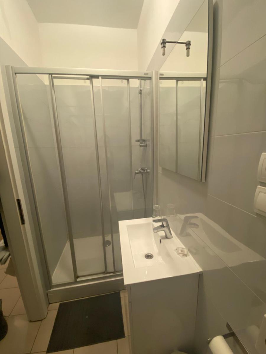 Rooms and apartments Nokturno - Housity
