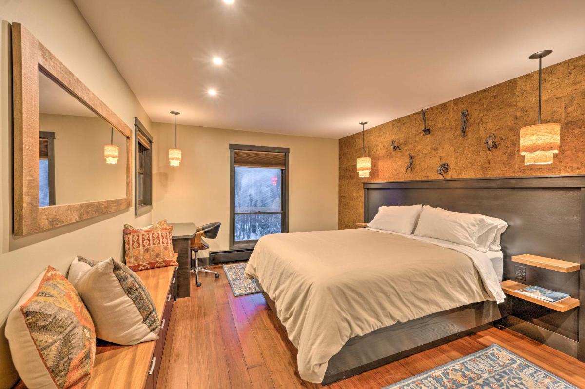 Riverfront Condo Mtn Views, 1 Mi to Ski Lift - Housity