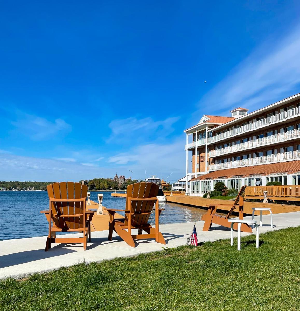Suitetrails - Riveredge Resort Hotel
