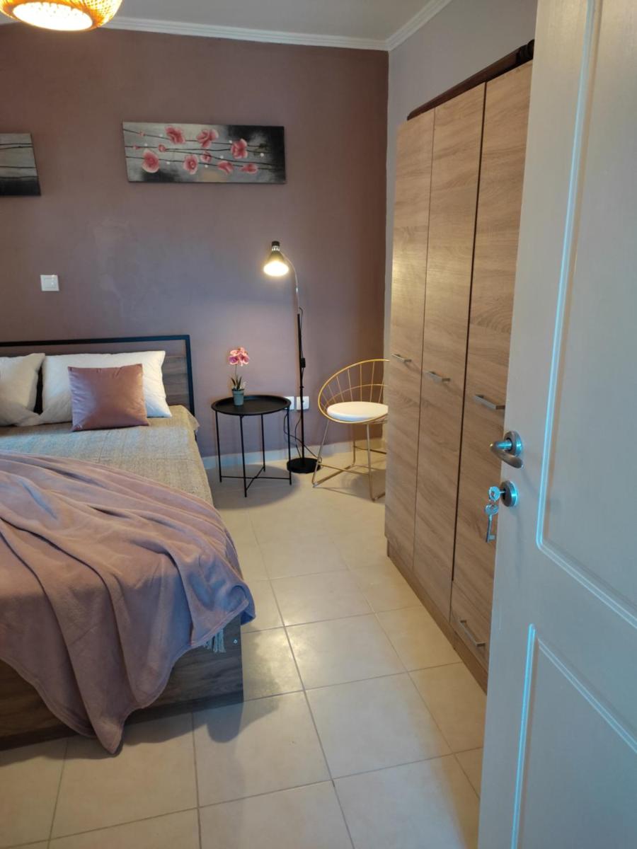 Suitetrails - DORA'S APARTMENTS STUDIO 3