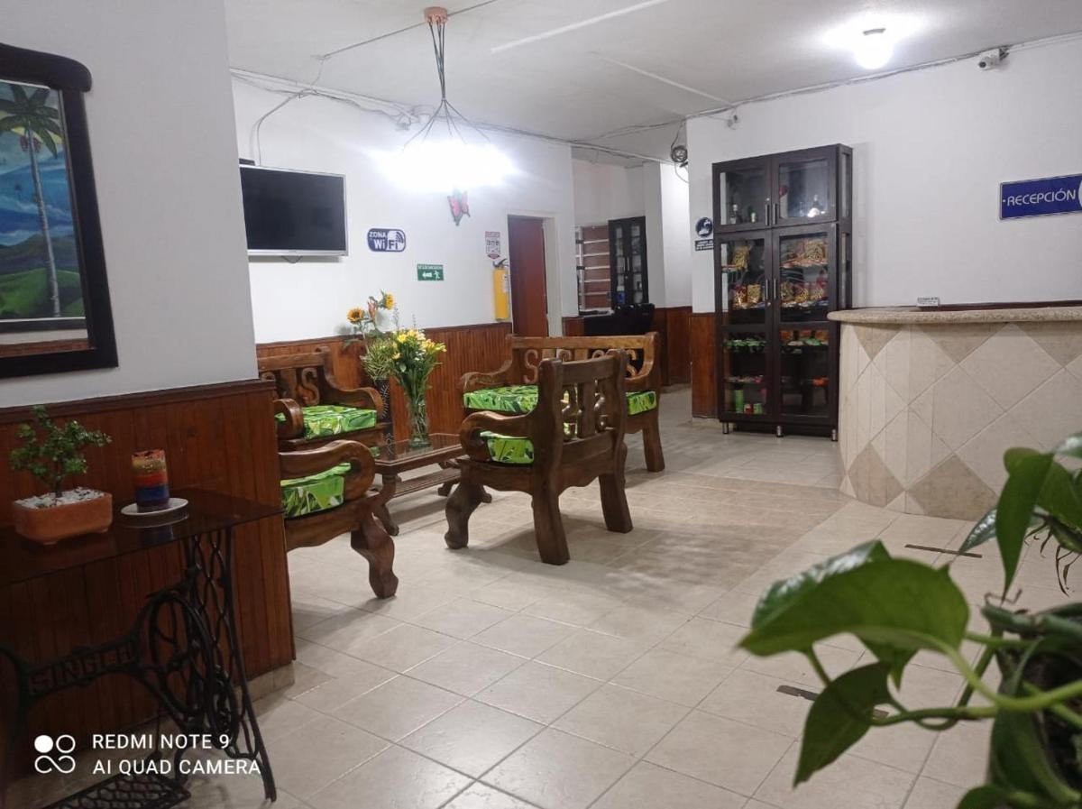 Hotel Plaza Calarcá - Housity