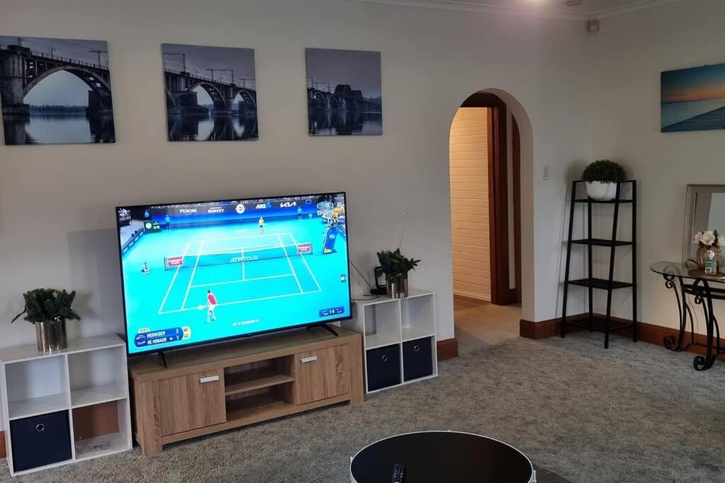 Entire Residential House- Launceston TAS - Housity