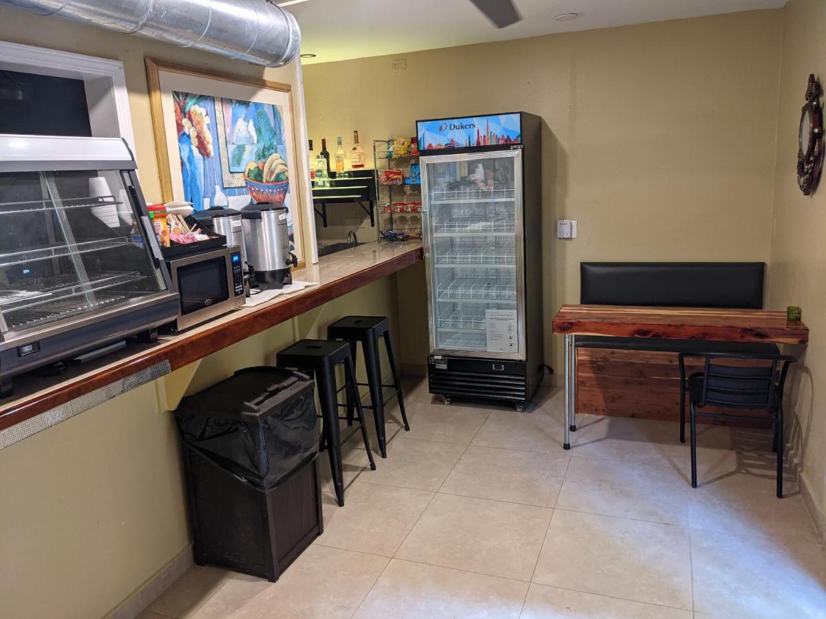 Midtown Guest House - Housity