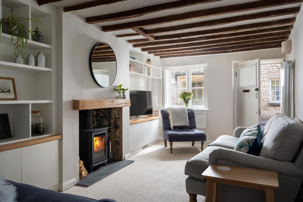 The Cottage - Housity