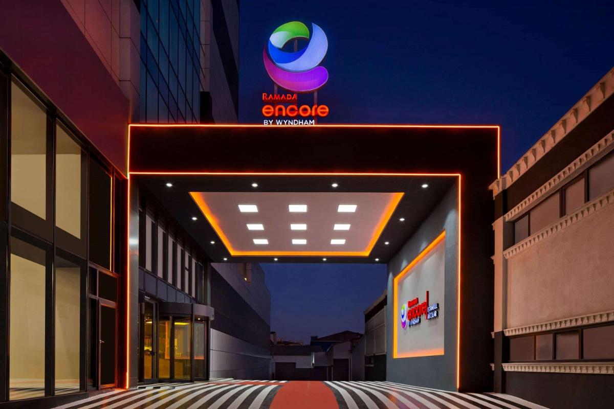 Ramada Encore by Wyndham Istanbul Avcilar - Housity