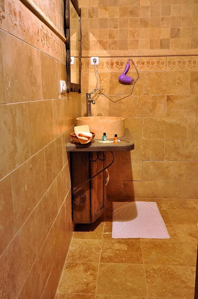 Suitetrails - Akman Hotel