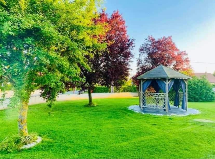 Gîte "Aux portes de la baie" avec jacuzzi 6 pers - Housity