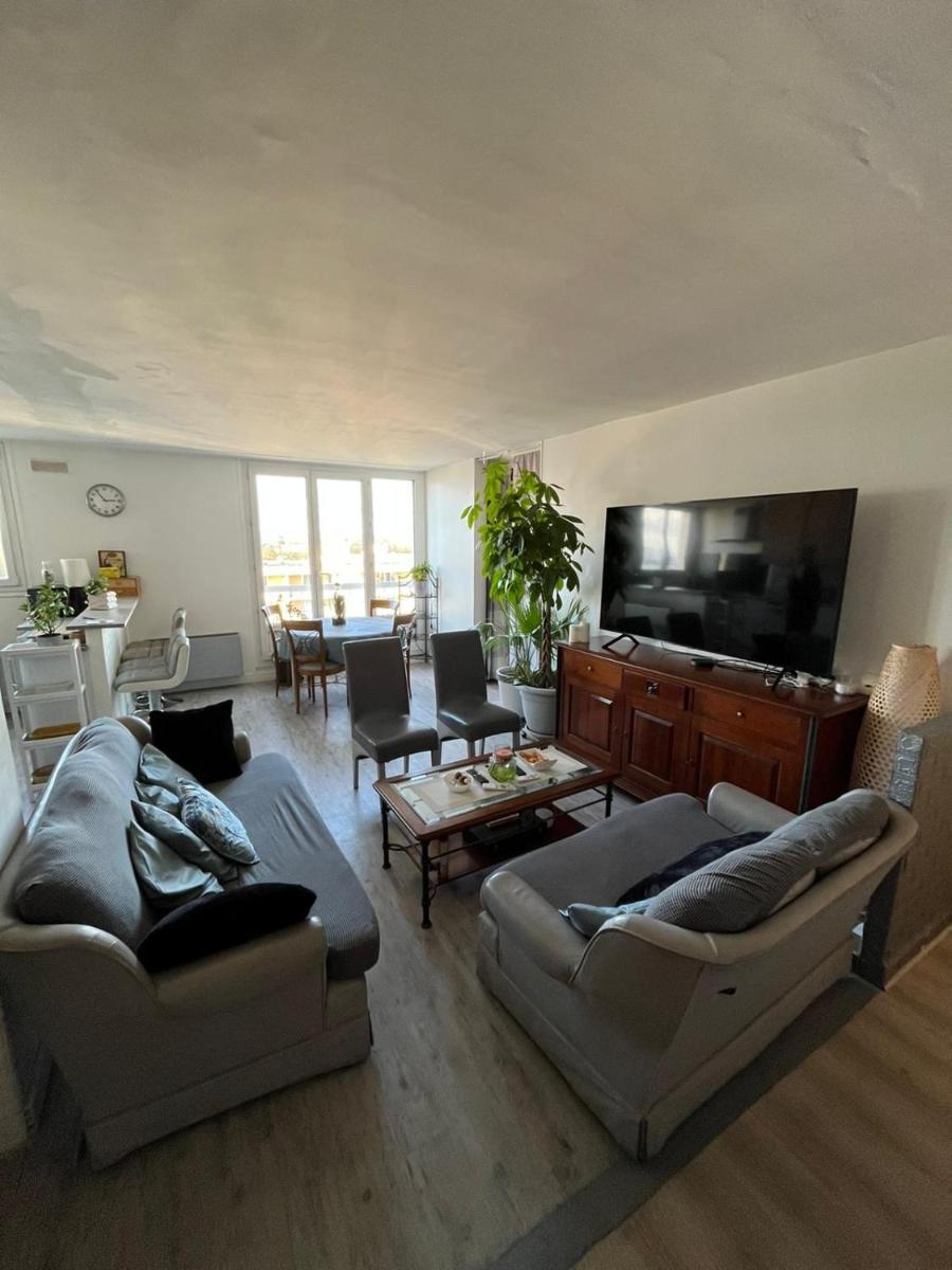 Grand appartement proche de Paris - Housity