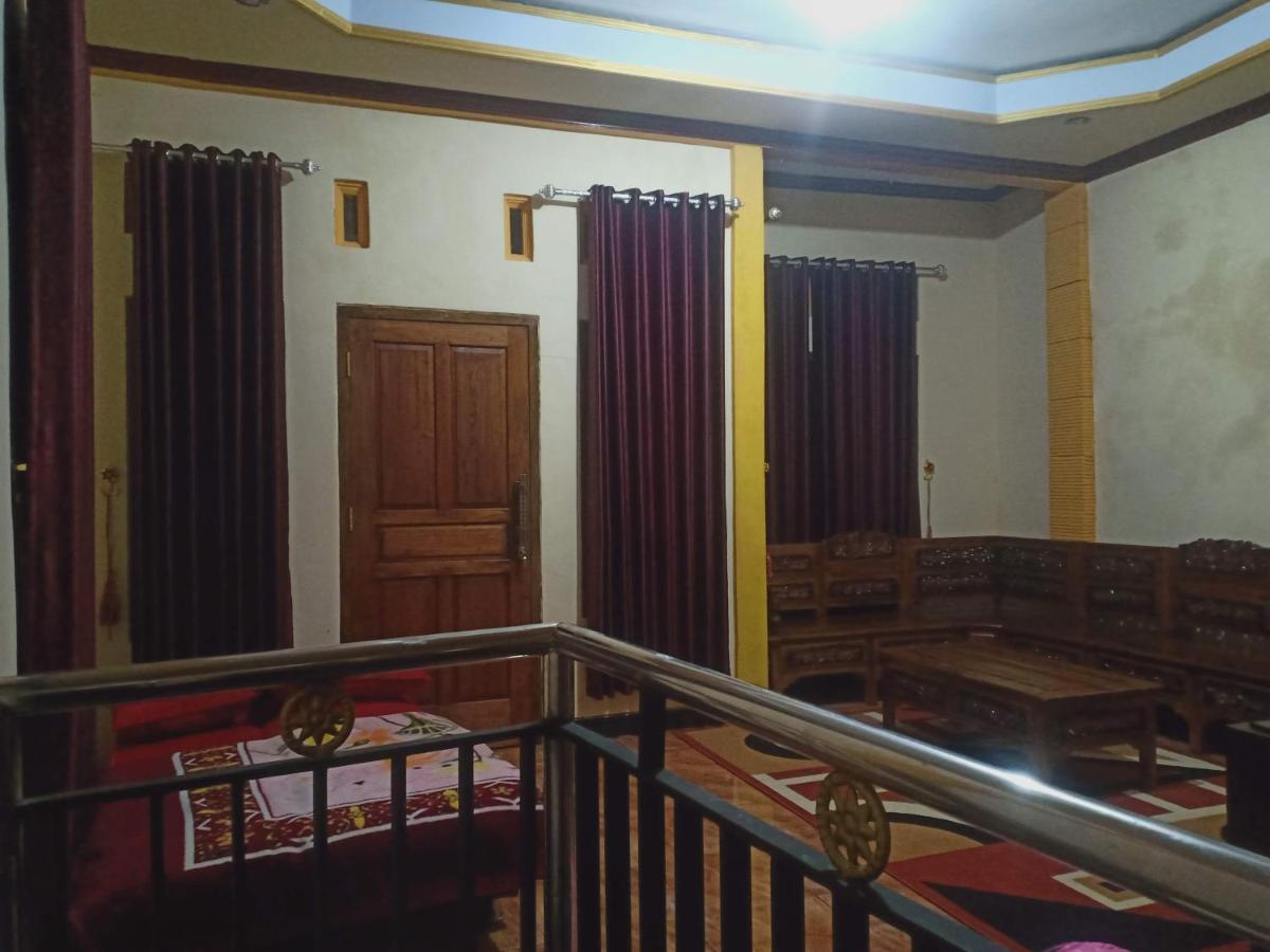 Full house Aqiela syariah - Housity