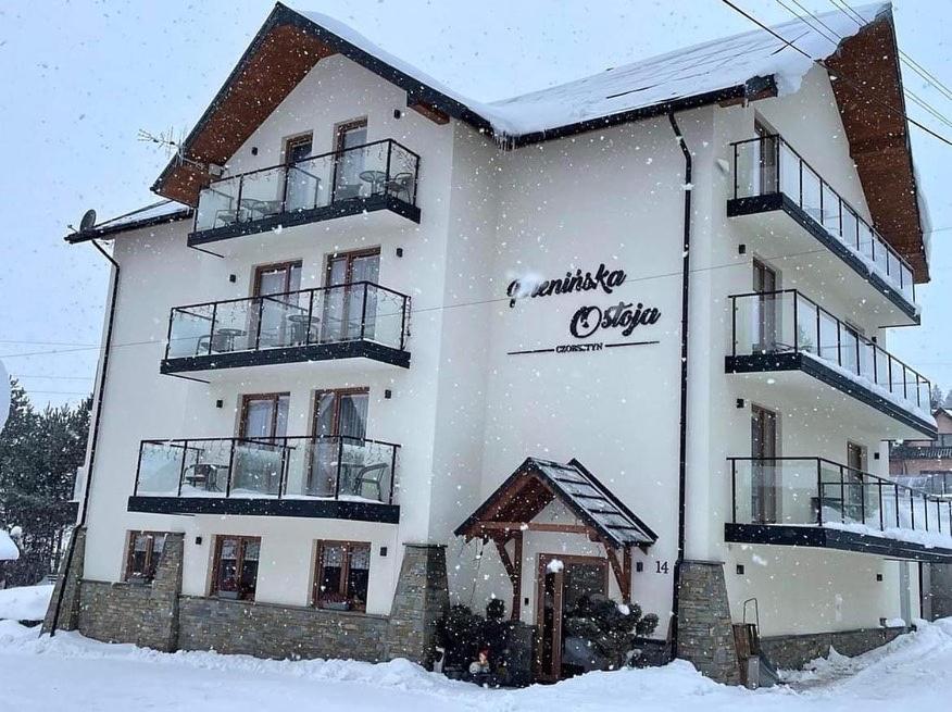 Pieni?ska Ostoja - Housity