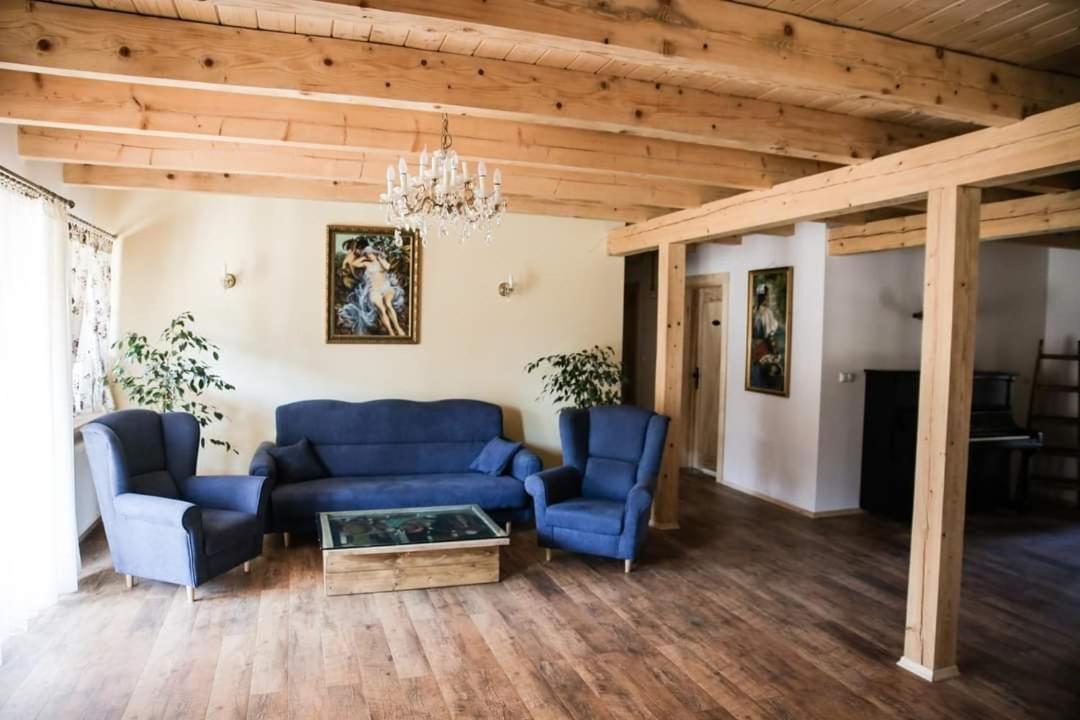 Chata pod Świnią Górą * - Housity