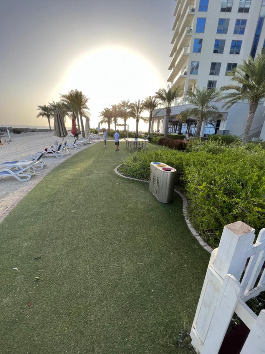Breathtaking Studio Apartment in Marjan Island - Housity