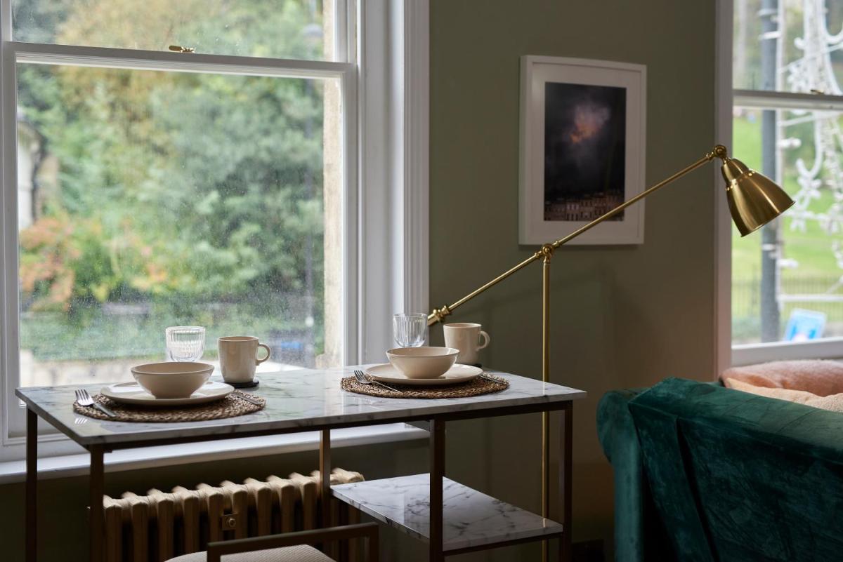 London Street Bath - Housity