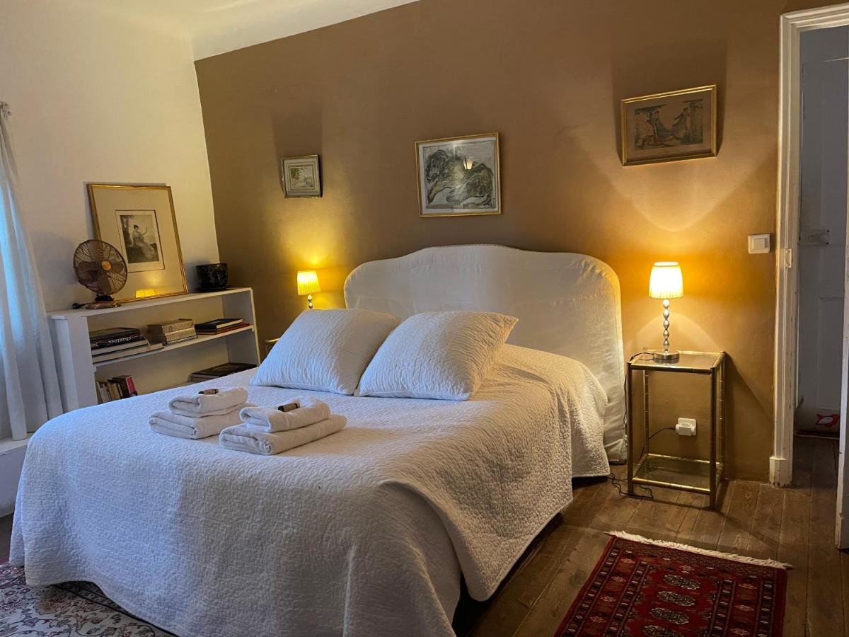 Domaine d'Angouire - Housity