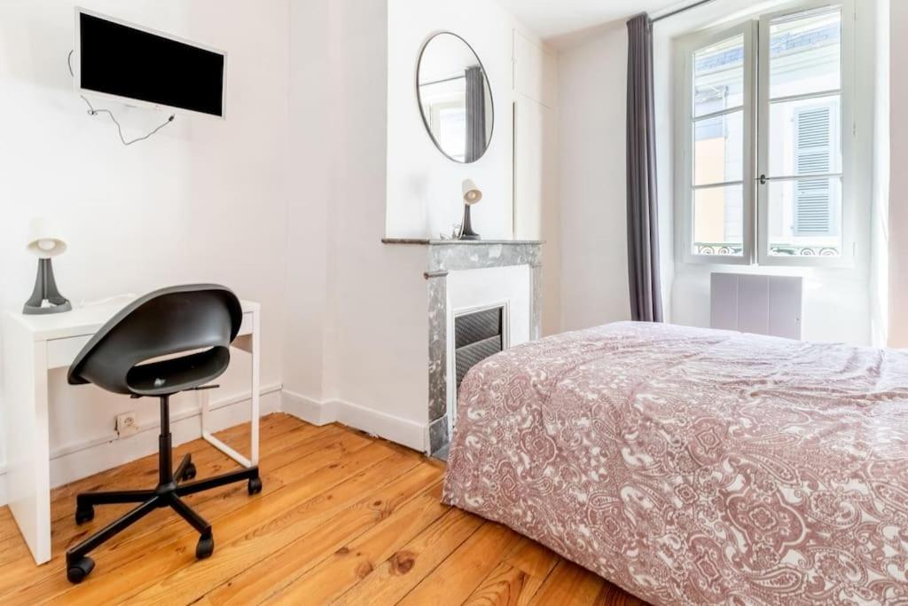 Appart & The City: 4 chambres hyper centre Halles Château - Housity