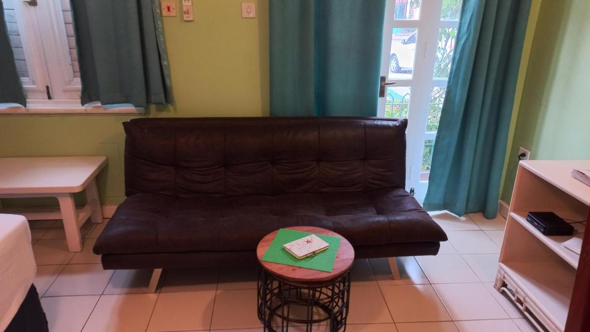 Beach Studio 9 - Housity