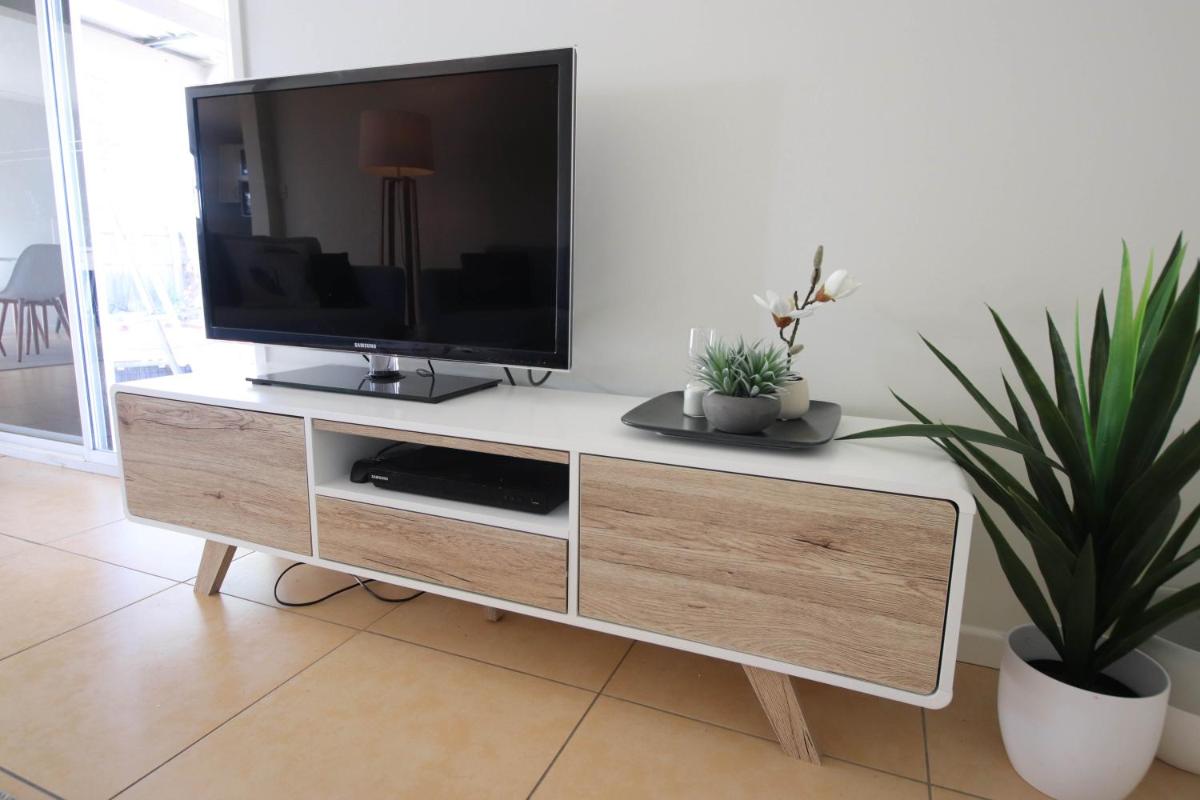 Sunshine Coast Beach House - 2 mins to beach - Housity