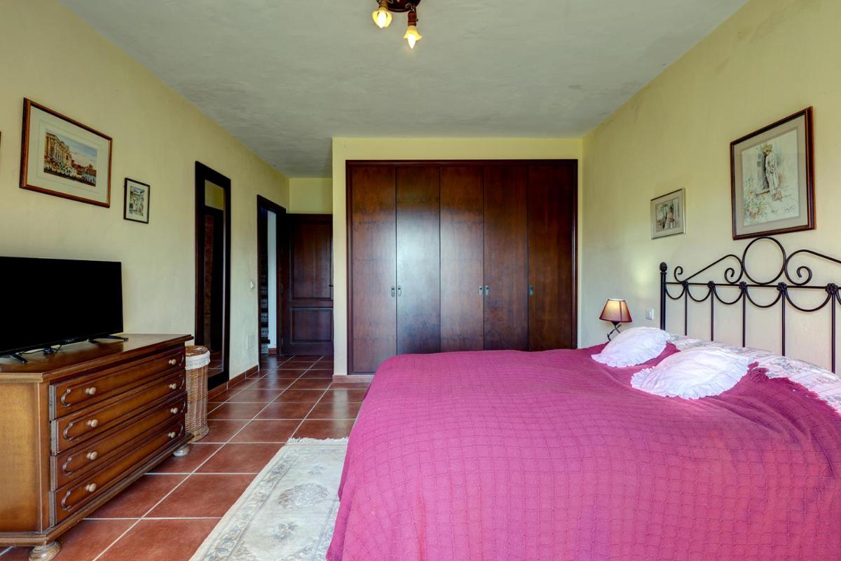 Villa Casares - Housity