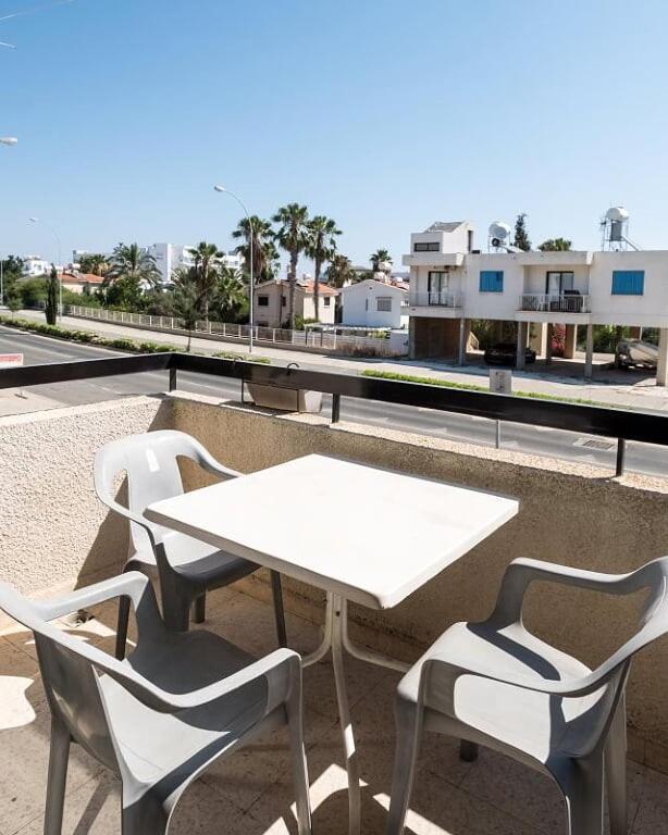 Artisan Homes # Warm Heart Apartment - Housity