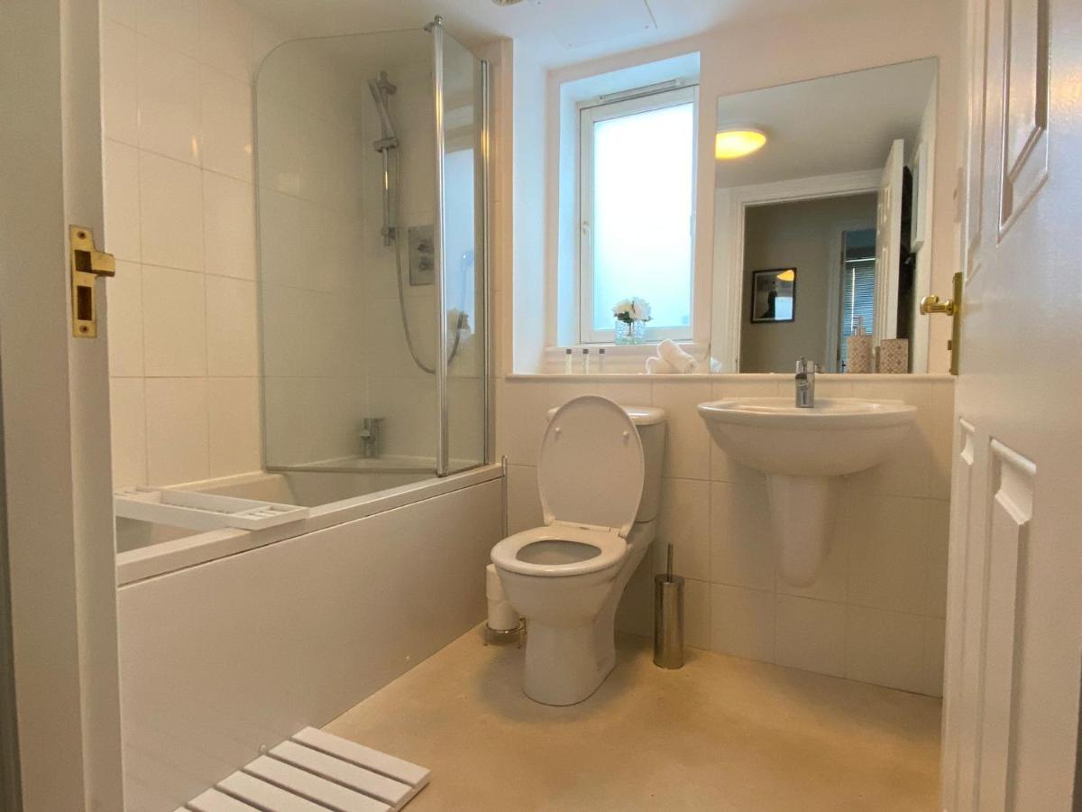Maltings Apartment - Spacious 2 Bed Ground Floor Apartment - Housity
