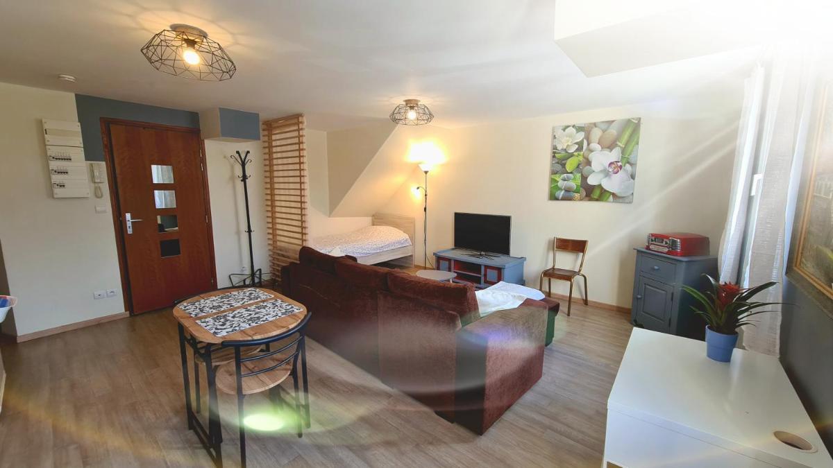 Le Studio Bis - Appartement meublé tout confort Centre Ville - Hizvo