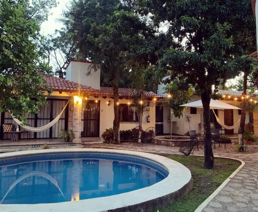 Villa Naranjo -Habitación en casa particular- - Housity